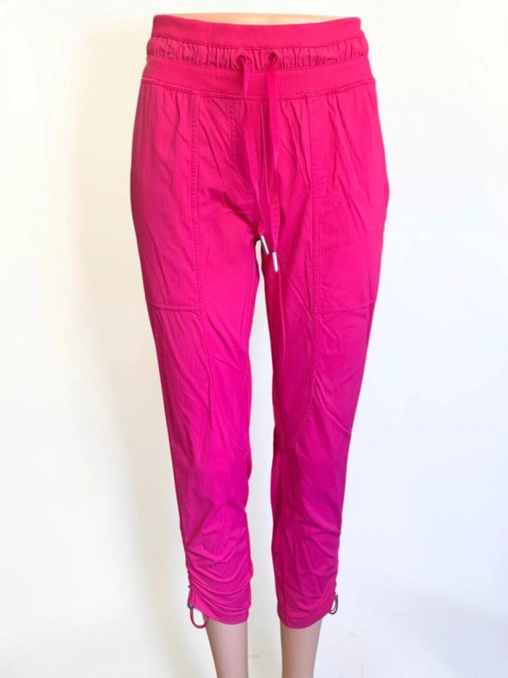 Lululemon Dance Studio Crop Pant Mid Rise Size 2 Pink NWOT